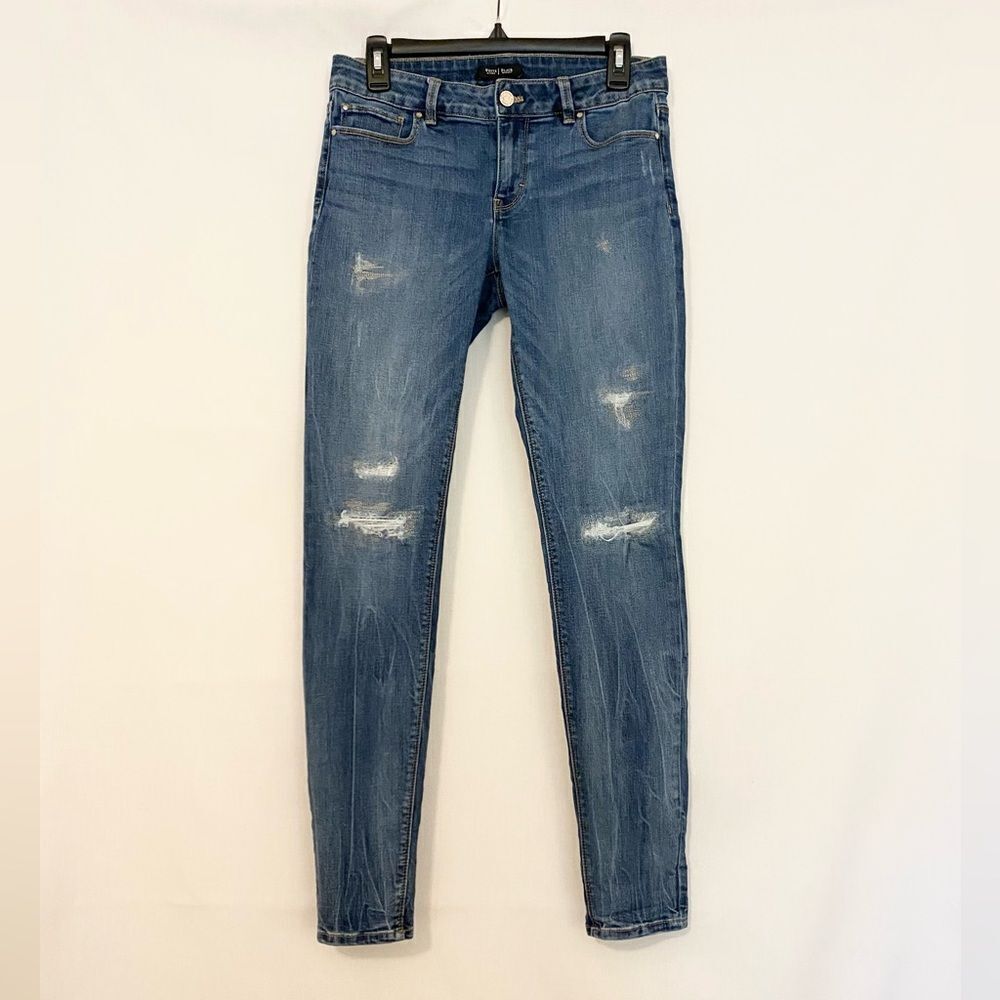 White House Black Market skinny jeans size 6 reg.